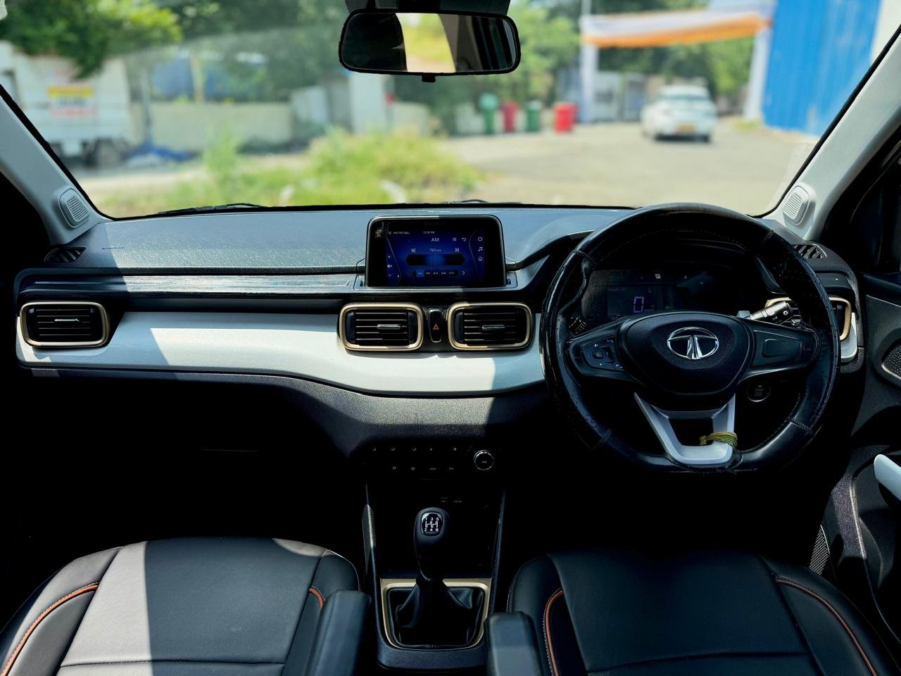 Punch Petrol CNG Sunroof